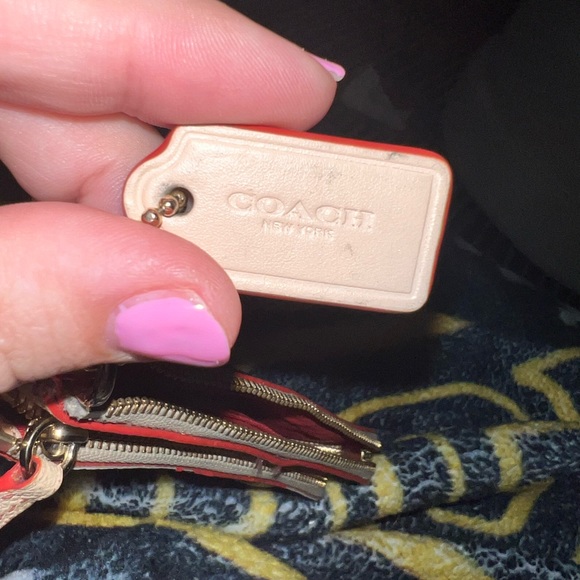Coach wristlet - Picture 5 of 12